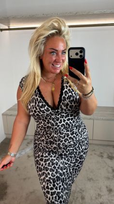 a-8640-dress Zwart