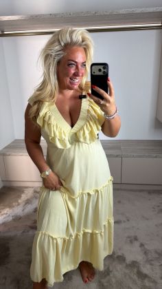 Diva dress 8966 Geel