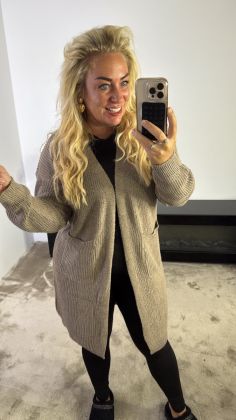 Cozy vest 55947 Taupe