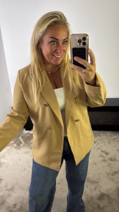 Colbert ch 1559 Camel