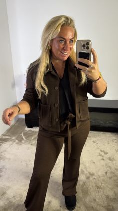 extra stretch colbert reb-1888 Bruin